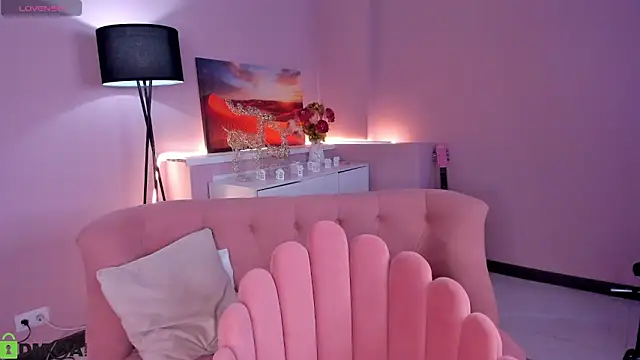 taticamomile online show from 9, 4, 2026