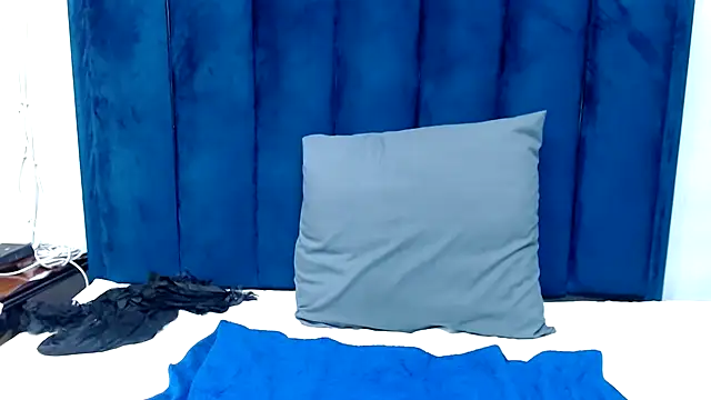 CrazeAss online show from 22, 3, 2026