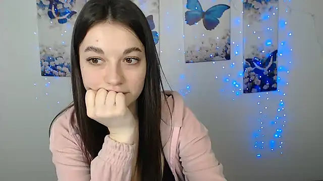 Snapshot of LolaLush_X chatting on 24, 2, 2026 LolaLush X online show from 24, 2, 2026