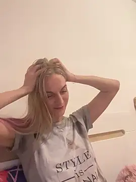 Snapshot of Faiiry_ chatting on 19, 2, 2026 Faiiry online show from 19, 2, 2026