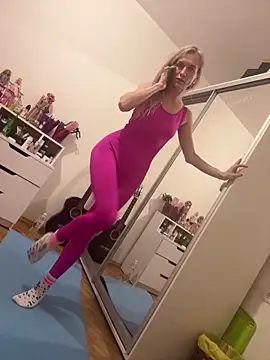 Snapshot of Faiiry_ chatting on 27, 2, 2026 Faiiry online show from 27, 2, 2026