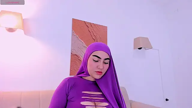 Snapshot of Malika_Noor chatting on 11, 7, 2026 Malika Noor online show from 11, 7, 2026