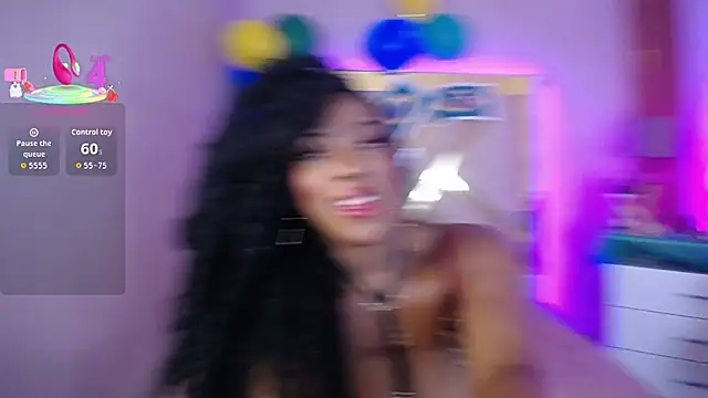 Snapshot of Charlotte_miles chatting on 14, 7, 2026 Charlotte miles online show from 14, 7, 2026