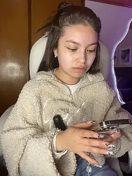 Mady Pink online show from 16, 4, 2026