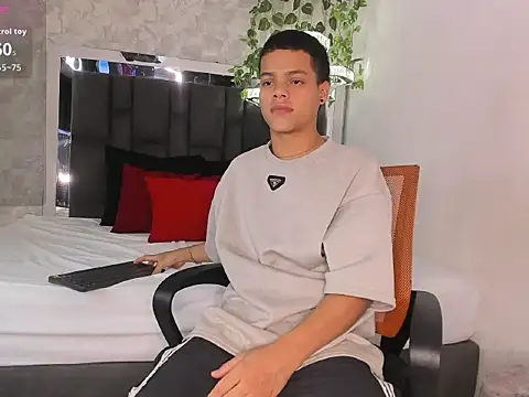 Snapshot of PATRIICKMILLER chatting on 27, 2, 2026 PATRIICKMILLER online show from 27, 2, 2026