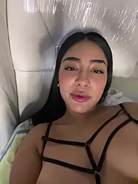 Snapshot of Linarodri chatting on 20, 5, 2026 Linarodri online show from 20, 5, 2026