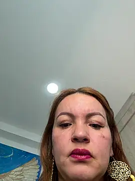 Viictoria-Jones online show from 3, 4, 2026