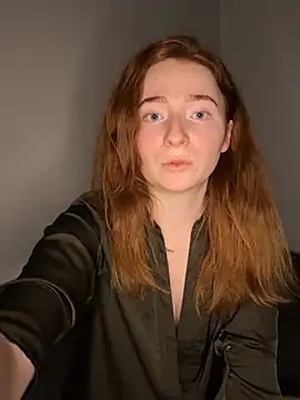 HoneyBunny18 online show from 10, 4, 2026