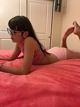 Brunettefantasy4848 online show from 11, 5, 2026