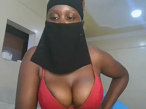 sweetchocolatey-puss online show from 26, 2, 2026