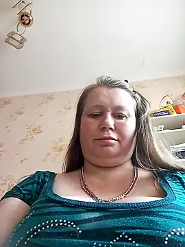 KiraStanton online show from 25, 3, 2026