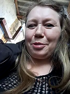 KiraStanton online show from 5, 4, 2026