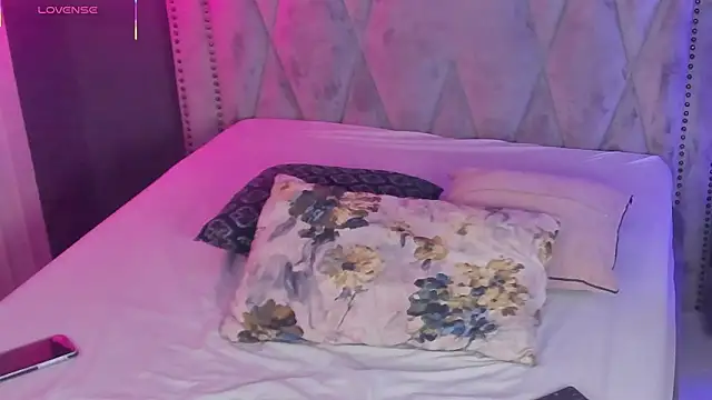 Baby foxx online show from 12, 3, 2026