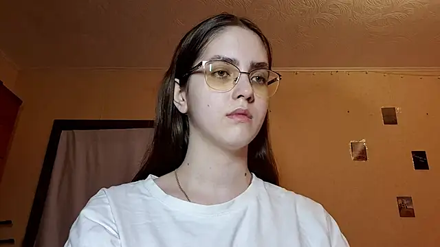 Katelemon online show from 2, 4, 2026