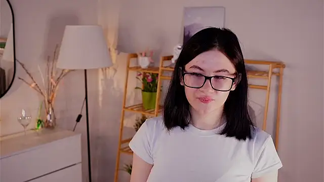 Snapshot of TwilaMode chatting on 2, 3, 2026 TwilaMode online show from 2, 3, 2026