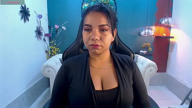 Snapshot of Elizabeth_Suan_ chatting on 16, 3, 2026 Elizabeth Suan online show from 16, 3, 2026