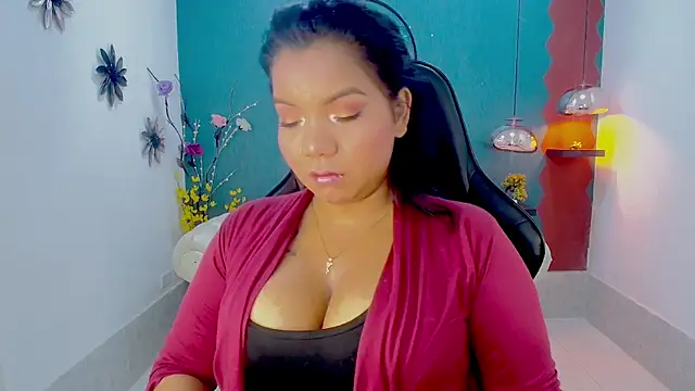 Elizabeth Suan  online show from 10, 5, 2026