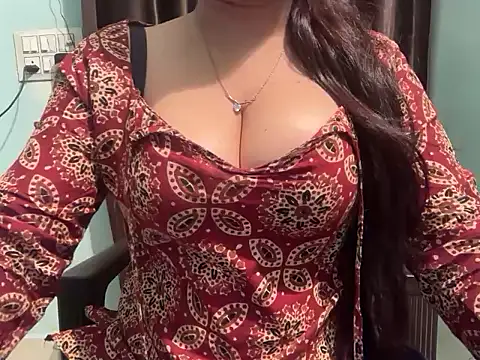 Snapshot of Avneet_kaurr1 chatting on 28, 4, 2026 Avneet kaurr1 online show from 28, 4, 2026