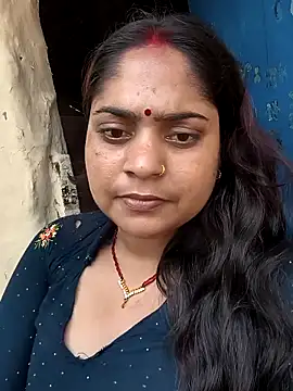 Snapshot of Aanushaka chatting on 21, 4, 2026 Aanushaka online show from 21, 4, 2026