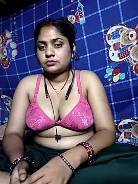 Snapshot of Aanushaka chatting on 21, 4, 2026 Aanushaka online show from 21, 4, 2026