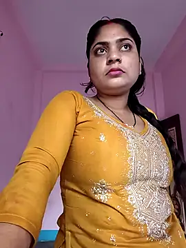 Snapshot of Aanushaka chatting on 8, 5, 2026 Aanushaka online show from 8, 5, 2026