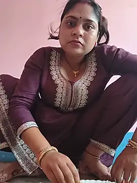 Snapshot of Aanushaka chatting on 24, 5, 2026 Aanushaka online show from 24, 5, 2026