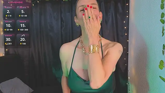 LeanaMaturee online show from 5, 3, 2026