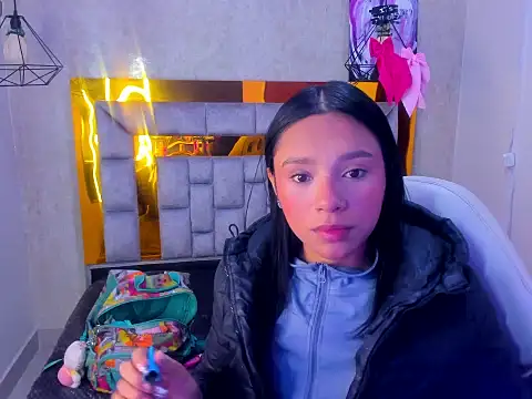 miiaboss  online show from 27, 2, 2026