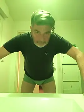 Snapshot of eruzam59000 chatting on 22, 2, 2026 eruzam59000 online show from 22, 2, 2026