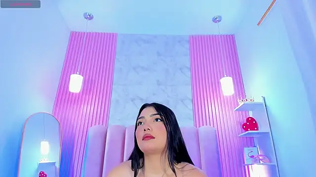 Snapshot of ArianaRougee chatting on 30, 6, 2026 ArianaRougee online show from 30, 6, 2026
