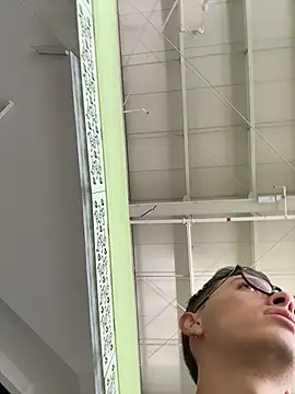 Thiago Jones1 online show from 12, 4, 2026