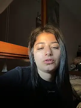 Snapshot of maryzoe05 chatting on 24, 4, 2026 maryzoe05 online show from 24, 4, 2026