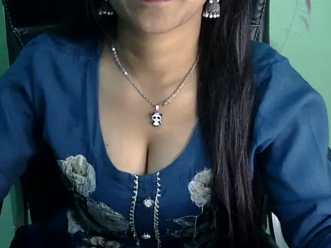 cute momo love online show from 16, 3, 2026