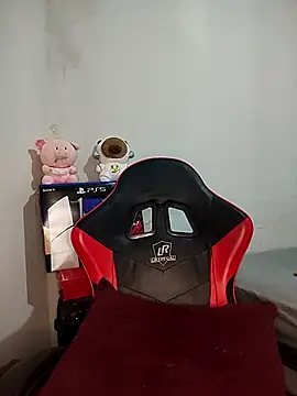 TatyanyBoudellayre online show from 4, 4, 2026