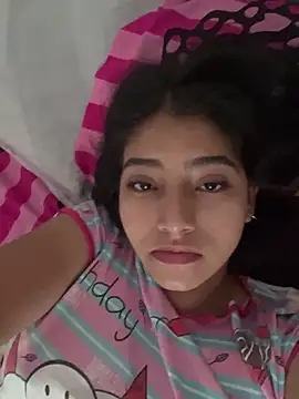 Sexy mia outdoors online show from 19, 4, 2026