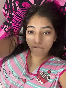 Sexy mia outdoors online show from 22, 4, 2026