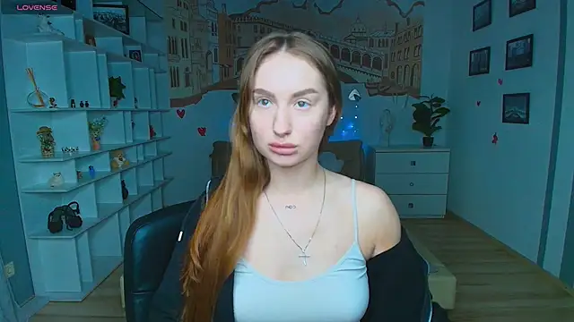 AlicaFoxis online show from 20, 4, 2026