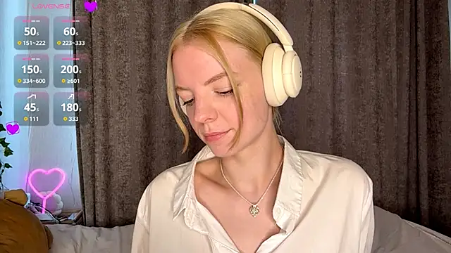 Snapshot of Marry_Sornatiko chatting on 18, 6, 2026 Marry Sornatiko online show from 18, 6, 2026