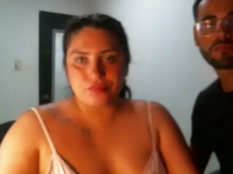 Snapshot of lia_and_cris chatting on 24, 2, 2026 lia and cris online show from 24, 2, 2026