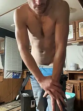 Aarondeweese27 online show from 25, 2, 2026