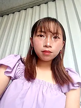 Xuka-xx online show from 11, 4, 2026