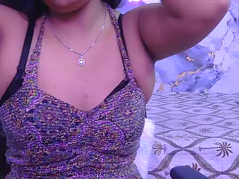 Aayesha-queen online show from 26, 3, 2026