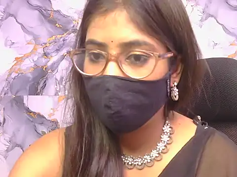 Aayesha-queen online show from 5, 6, 2026