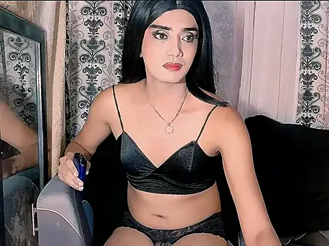 Snapshot of Queeny_Cassandra chatting on 14, 6, 2026 Queeny Cassandra online show from 14, 6, 2026