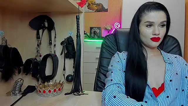 Snapshot of KristiTopxx chatting on 18, 5, 2026 KristiTopxx online show from 18, 5, 2026