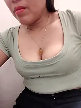 01 ANNA 01 online show from 15, 4, 2026