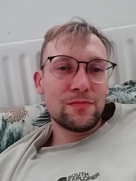 Snapshot of GaryJohnson79 chatting on 26, 2, 2026 GaryJohnson79 online show from 26, 2, 2026