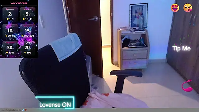 Akame spicy online show from 3, 3, 2026