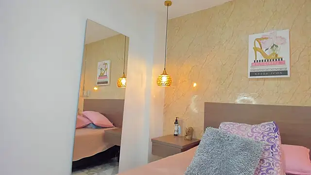 Snapshot of Miia03 chatting on 18, 6, 2026 Miia03 online show from 18, 6, 2026