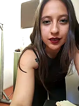 Snapshot of MaskedLatinaX chatting on 9, 5, 2026 MaskedLatinaX online show from 9, 5, 2026